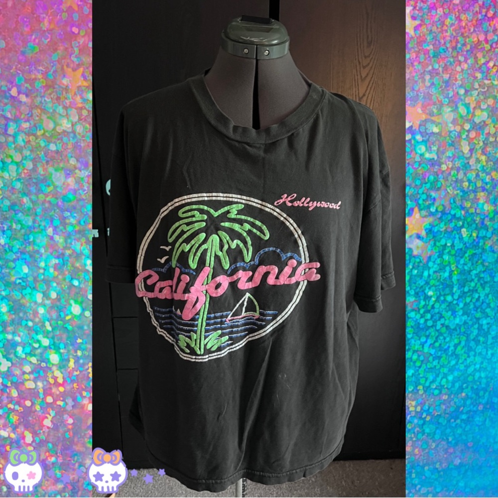 💀 California Tee